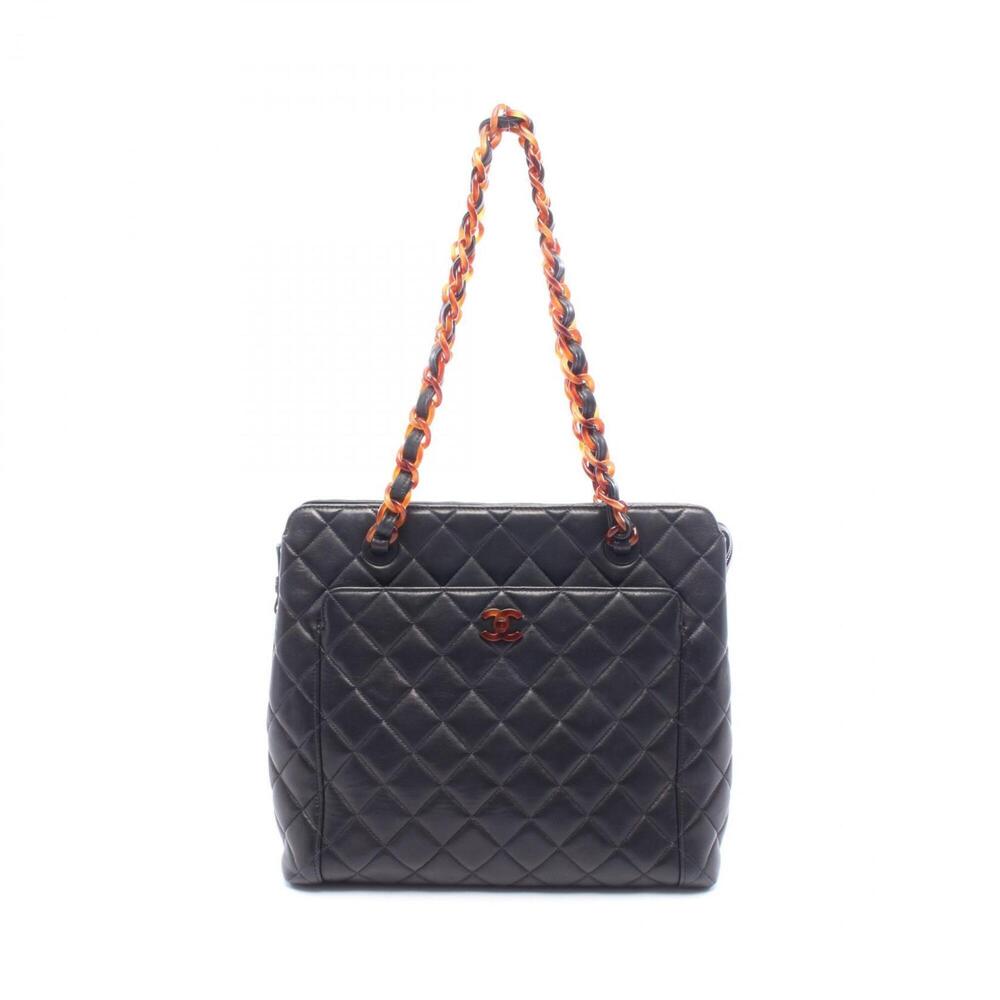 Chanel Matelassé Plat Tote Bag Handbag, Lambskin Leather, Women's, Black